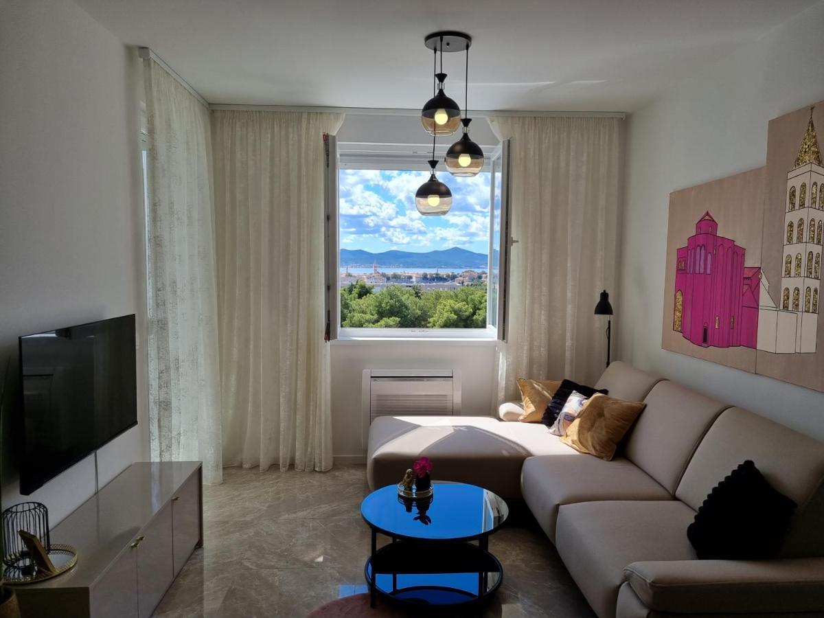 Apartment "50 Shades" With Balcony And Free Parking In The Garage 자다르 외부 사진
