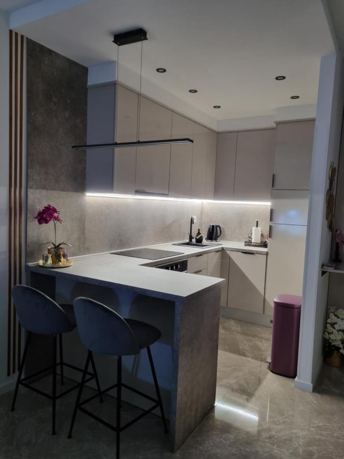 Apartment "50 Shades" With Balcony And Free Parking In The Garage 자다르 외부 사진